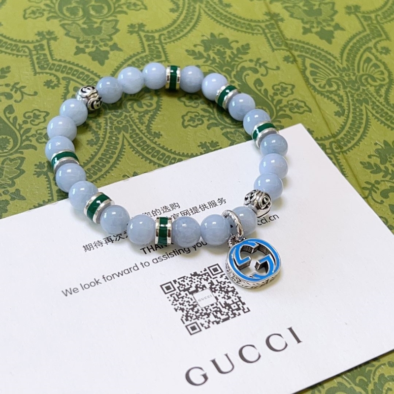 G*u*i bracelets